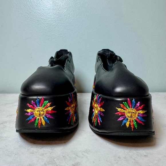 Farm Rio Ballerina Platform Mary Jane Shoes 7.5 Embroidered Sunshine - Picture 3 of 15